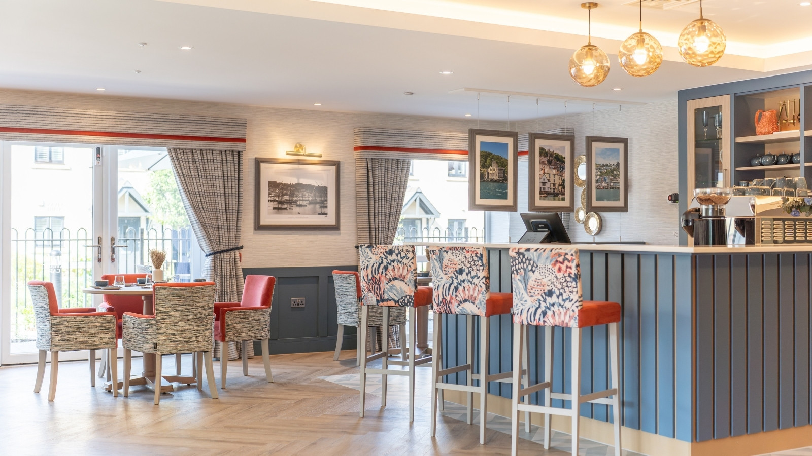 Cafe - Bayards Court