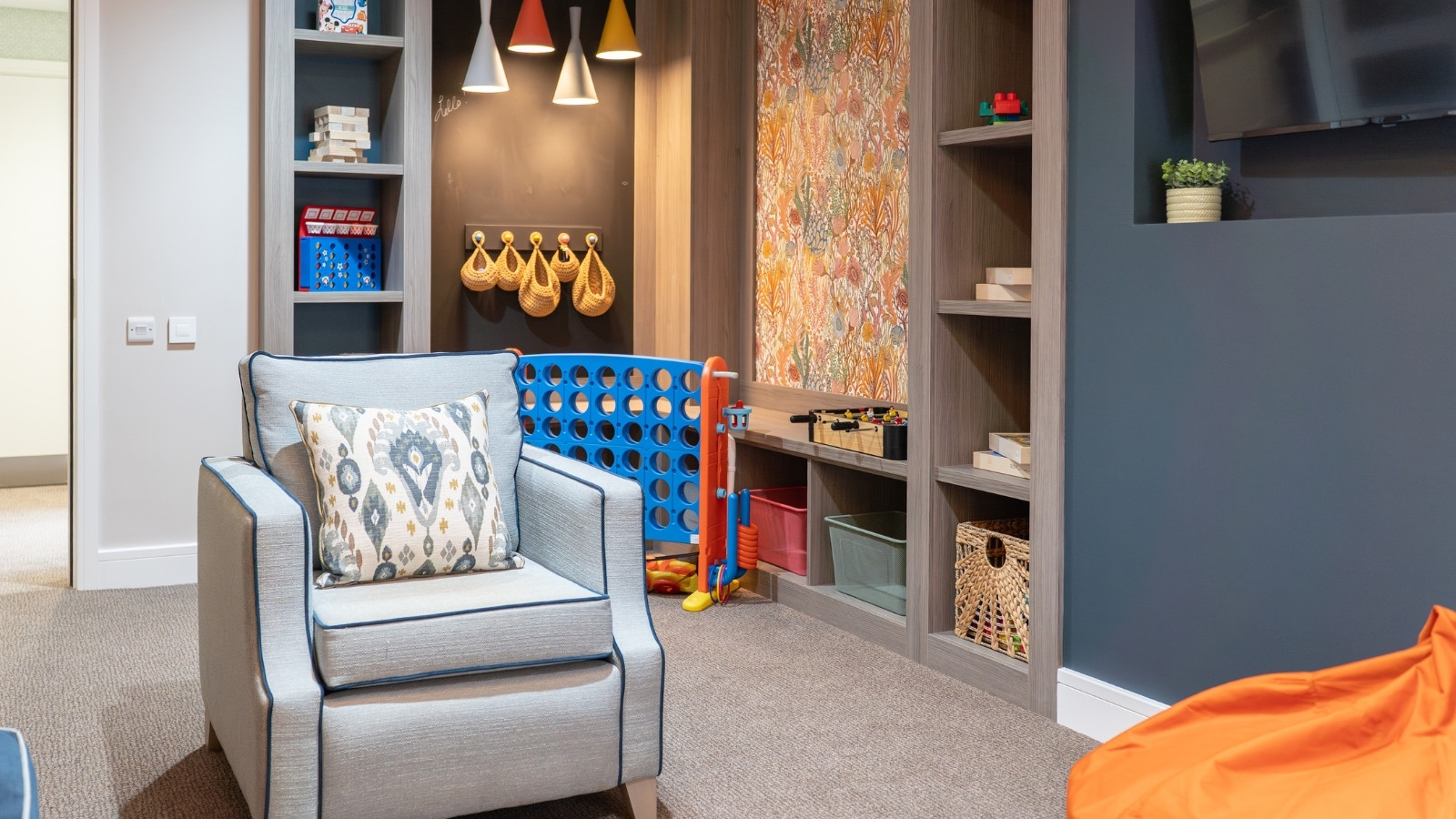 Family Room - Bayards Court