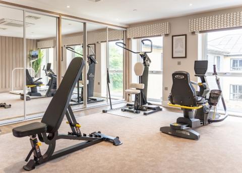 Studio - Bayards Court